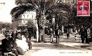 Oran - Place d'Armes animee